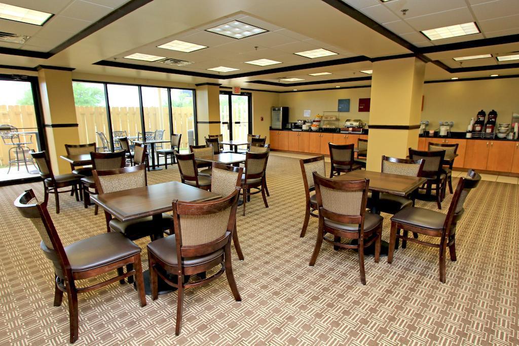 Comfort Suites Austin Airport Екстер'єр фото