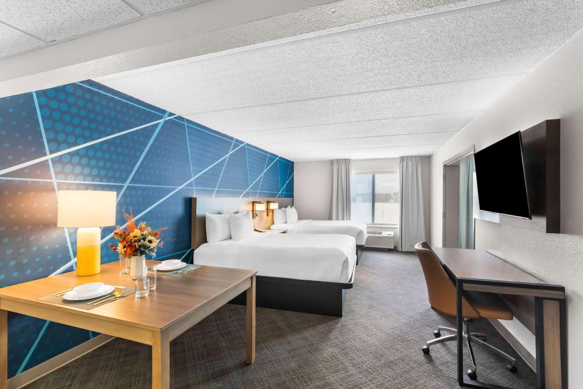Comfort Suites Austin Airport Екстер'єр фото
