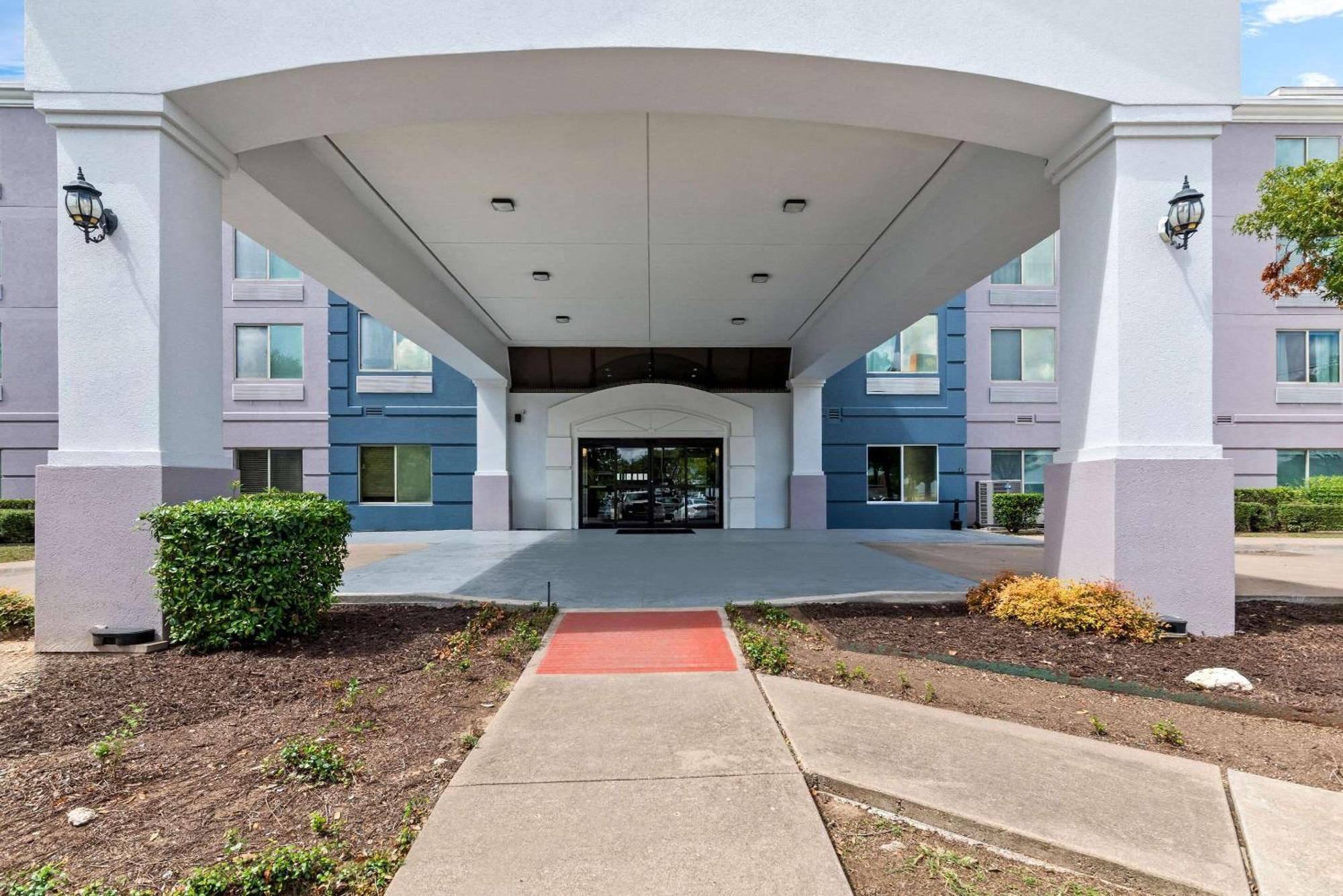 Comfort Suites Austin Airport Екстер'єр фото