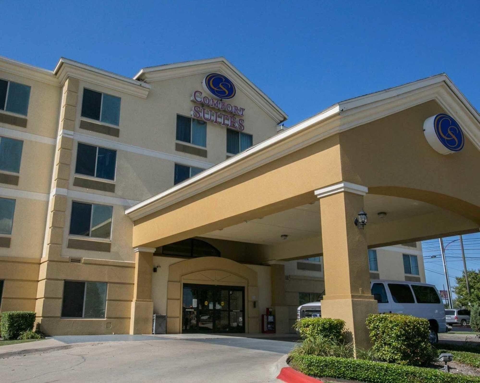 Comfort Suites Austin Airport Екстер'єр фото