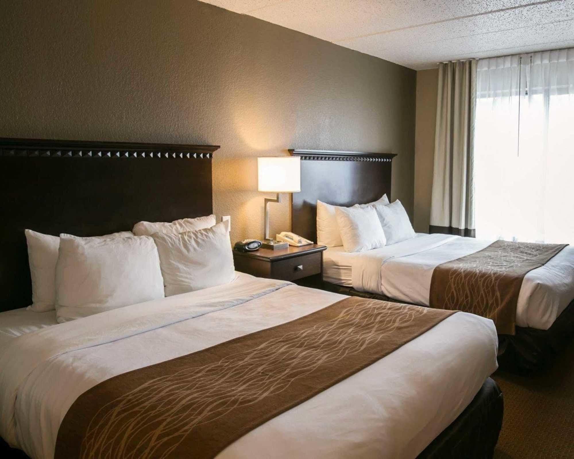 Comfort Suites Austin Airport Екстер'єр фото
